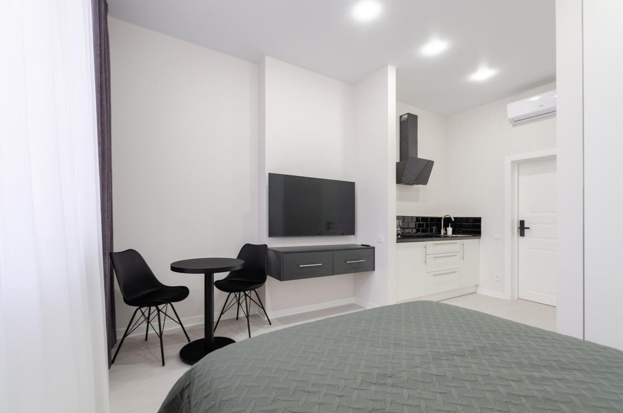 Petrovdom Inn Rc Diplomat Hall -The Smart Hotel Apartment Panoramic City View I Kiev Exterior foto
