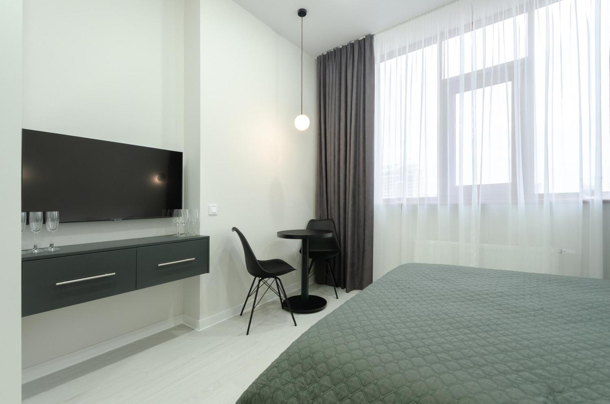 Petrovdom Inn Rc Diplomat Hall -The Smart Hotel Apartment Panoramic City View I Kiev Exterior foto